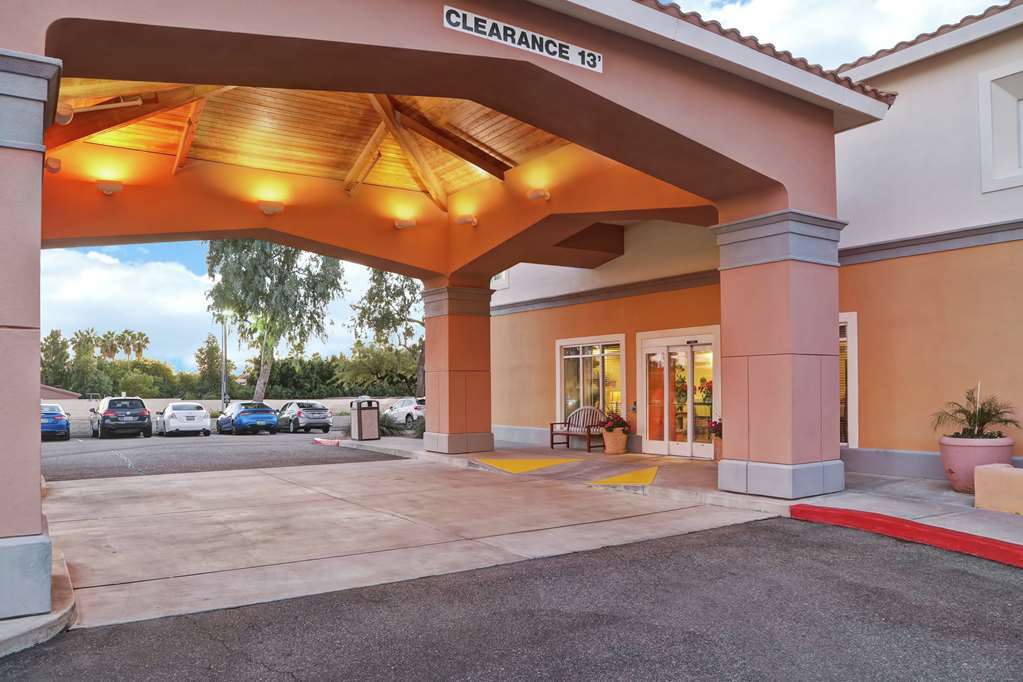 Homewood Suites Phoenix-สก็อตส์เดล ภายนอก รูปภาพ
